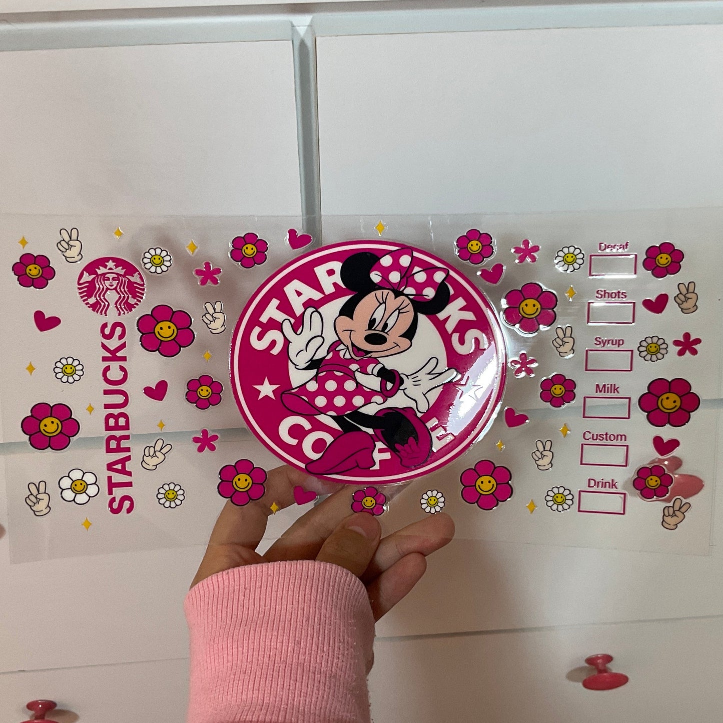 DTFUV 28 Minnie Starbucks